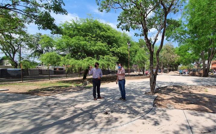 Avanzan los trabajos en la plaza Manuel Belgrano de Las Termas