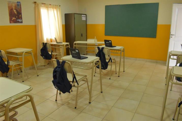 Activan protocolos y refuerzan medidas tras amenazas de tiroteo en escuelas santiagueñas