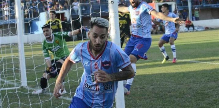 El Gaucho volvió a la cima con una goleada a Santamarina El Gaucho volvió a la cima con una goleada a Santamarina