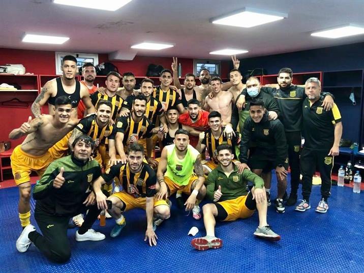 Mitre empató en un polémico partido en Buenos Aires
