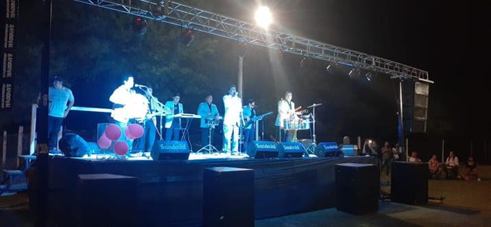 Vecinos de El Zanjón disfrutaron de shows y propuestas al aire libre