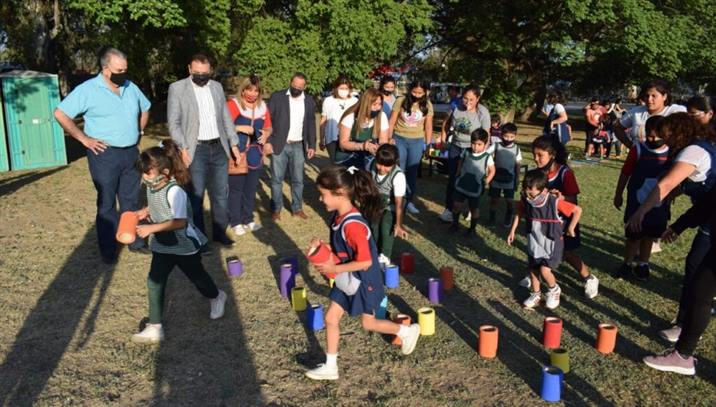Jardines municipales participan del proyecto “Pandemia, infancia y salud” Jardines municipales participan del proyecto “Pandemia, infancia y salud”