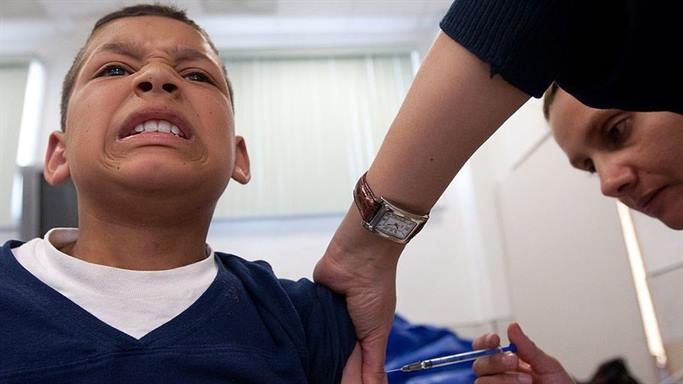 Anuncian la vacunación de niños y niñas de 3 a 11 años