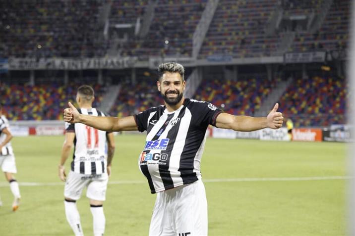 Central se recuperó con una goleada Central se recuperó con una goleada