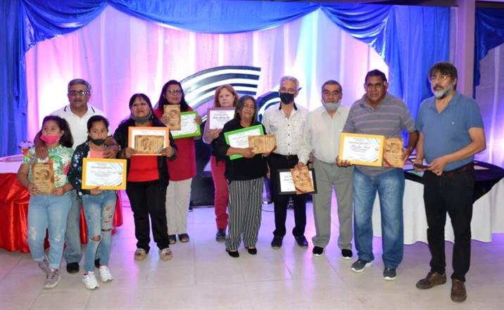 Acto de reconocimiento para municipales jubilados de Añatuya