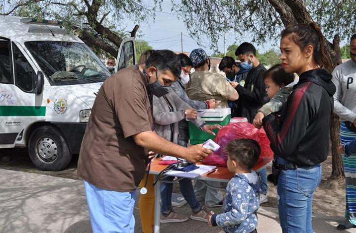 Cientos de vecinos asistieron a un operativo integral en B° Gorrini