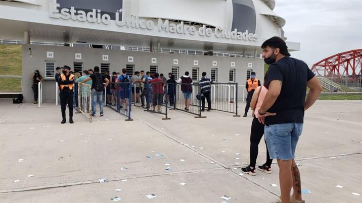 Euforia: Xeneizes comienzan a retirar sus entradas
