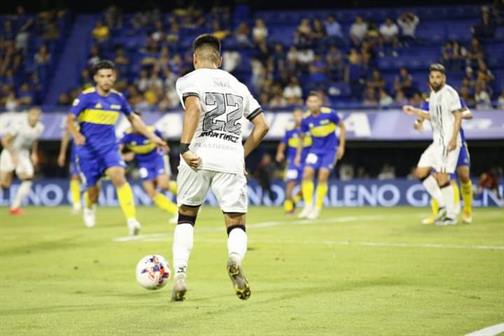 Central cerró el año con un dura derrota en la Boca