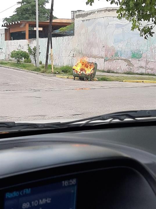 En una semana quemaron tres contenedores en La Banda