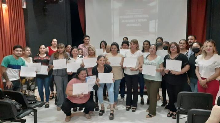 Exitoso cierre en Quimilí del curso para cuidadores de adultos mayores