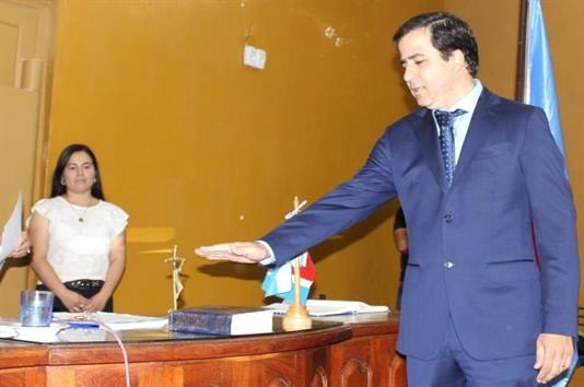 Daniel Ruiz asumió como intendente de Clodomira