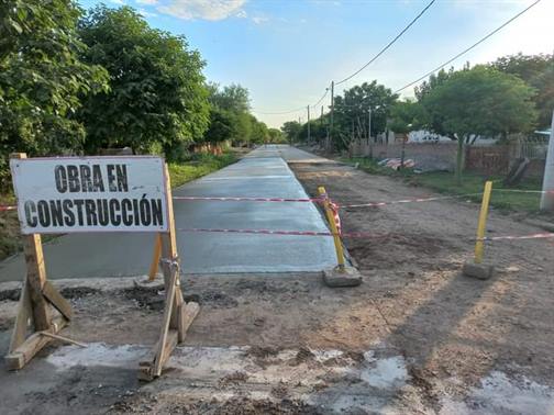 Ejecutan importantes obras para la comunidad de Beltrán
