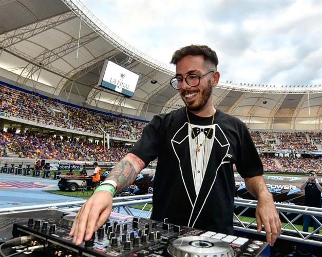 Fer Palacio animará la primera edición de la Fiesta Molly en Unión Santiago Fer Palacio animará la primera edición de la Fiesta Molly en Unión Santiago