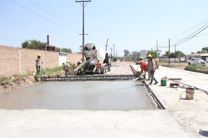 La pavimentación de la Ruta N°8 beneficiará a siete barrios