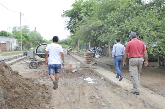 Avanzan las obras de pavimentación en Fernández