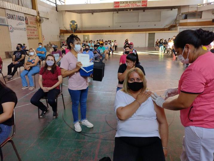 Vacunarán con una segunda dosis de refuerzo contra el Covid