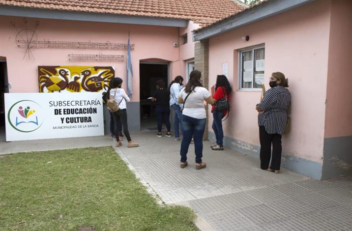 Exhiben listado de mérito para la Escuela Municipal ‘Ada Nilda Alderete’ Exhiben listado de mérito para la Escuela Municipal ‘Ada Nilda Alderete’