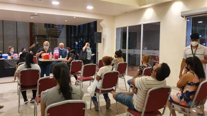 Más de 10 mil vecinos de Termas de vacunaron en los últimos días Más de 10 mil vecinos de Termas de vacunaron en los últimos días