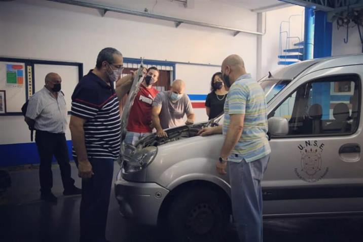 La Unse comienza la conversión de vehículos tradicionales a eléctricos