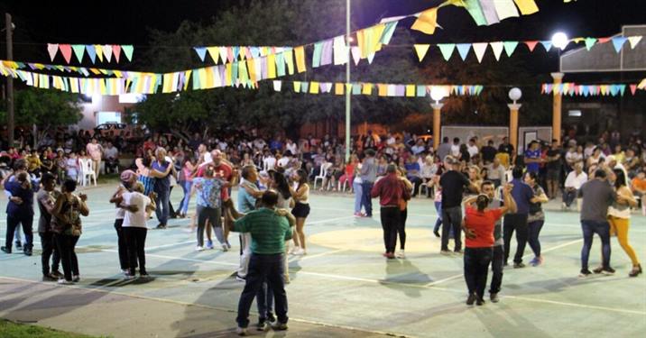 Fin de semana a pura música y baile en Pinto