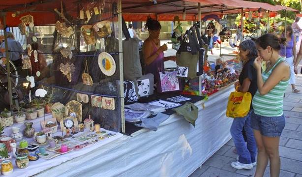 Organizan una gran feria de artesanos y emprendedores en Clodomira Organizan una gran feria de artesanos y emprendedores en Clodomira