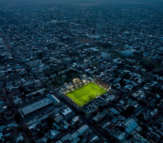 El Ferro recibe a Rosario Central en su regreso al barrio Oeste El Ferro recibe a Rosario Central en su regreso al barrio Oeste