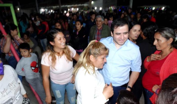 Clodomira agasajó a las mujeres con una gran fiesta en familia Clodomira agasajó a las mujeres con una gran fiesta en familia