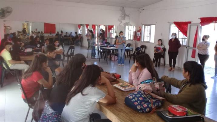 Colonia Dora profundiza la igualdad y equidad en estudiantes de zonas rurales Colonia Dora profundiza la igualdad y equidad en estudiantes de zonas rurales