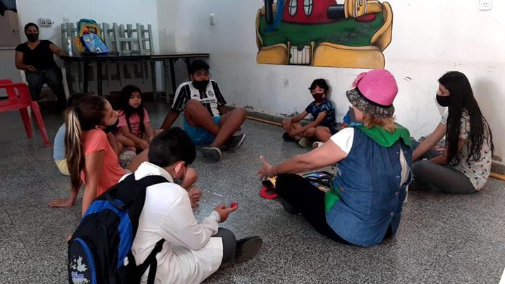 Brindan talleres para fomentar el hábito de lectura en los chicos