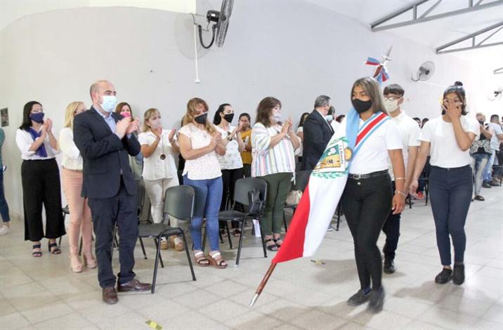 La Banda habilitó el 5° Año en la Esc. Secundaria Municipal La Banda habilitó el 5° Año en la Esc. Secundaria Municipal