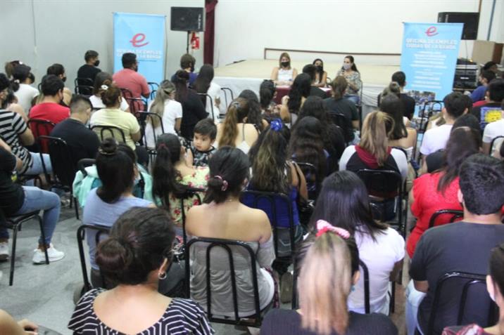 Jóvenes accederán a cursos de capacitación en inserción laboral