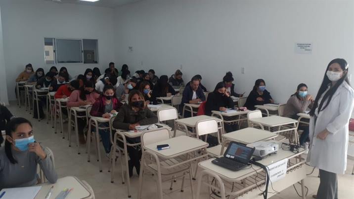 Exitosa jornada de charlas y talleres en la Escuela Municipal de Artes y Oficios de Quimilí Exitosa jornada de charlas y talleres en la Escuela Municipal de Artes y Oficios de Quimilí