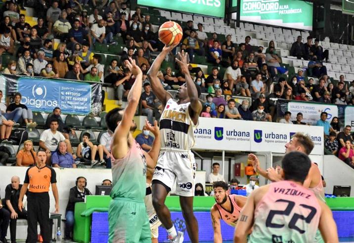 Olímpico luchó hasta el final pero no pudo sostener su racha en Comodoro