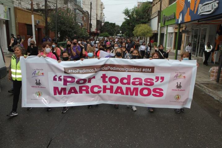 Más de 100 cantantes, bailarinas y artesanas animarán el “Festival de la Mujer” Más de 100 cantantes, bailarinas y artesanas animarán el “Festival de la Mujer”