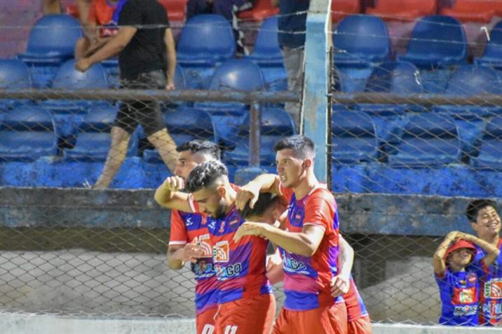 Güemes enfrenta a Talleres de Córdoba por la Copa Argentina