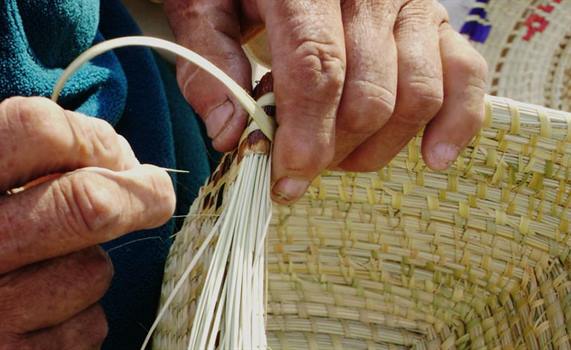 Artesanos de todo el país llegan al Parque Oeste