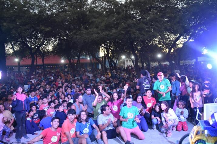 Más de 5000 añatuyenses celebraron la Pascua en El Bosquecito
