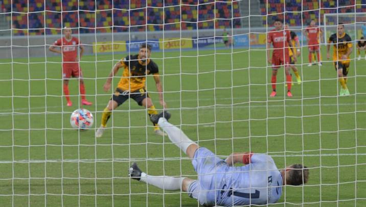 Mitre consiguió su primera victoria ante Tristán Suárez
