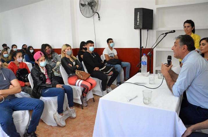 Lanzan el Programa Empleo Joven 2022 en La Banda