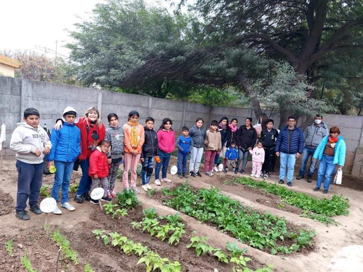 La Cañada promueve las huertas para llevar alimentos saludables a comedores