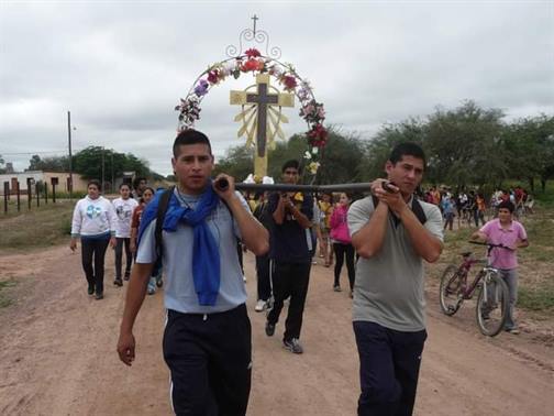 Tras dos años de pandemia, la peregrinación juvenil al Santuario de Matará marca récords Tras dos años de pandemia, la peregrinación juvenil al Santuario de Matará marca récords