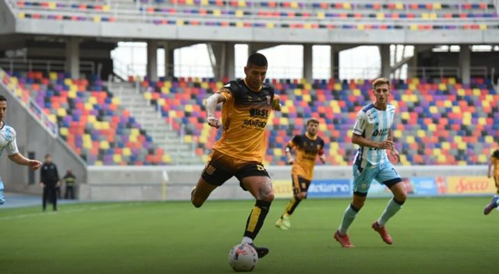 Mitre rescató un empate ante Atlético Rafael Mitre rescató un empate ante Atlético Rafael