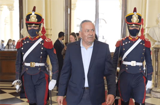 El emotivo adiós al santiagueño que después de 36 años dejó la Casa Rosada
