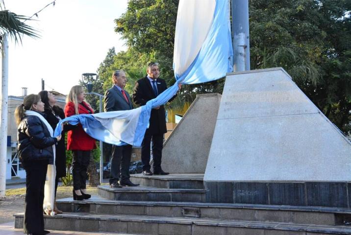 La Banda recordó la figura del Gral. Belgrano La Banda recordó la figura del Gral. Belgrano