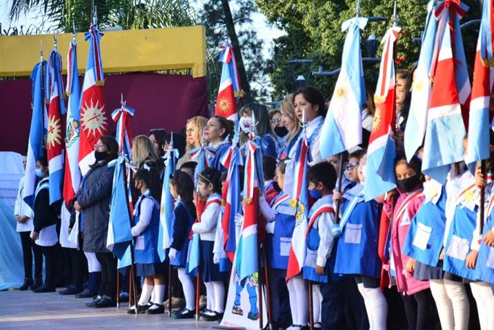 La Banda conmemora el “Día de la libertad Latinoamericana” y el “Día de la Bandera”