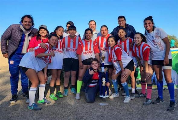 Fin de semana a puro fútbol en Clodomira