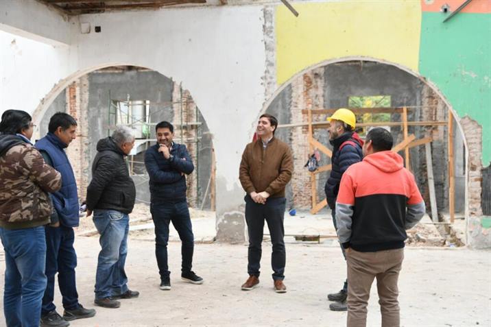 Avanzan los trabajos en el ex Hotel Italia de Las Termas Avanzan los trabajos en el ex Hotel Italia de Las Termas