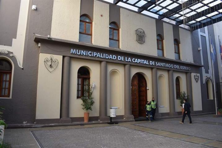 Capital: sueldo y recategorización para más de 1300 empleados