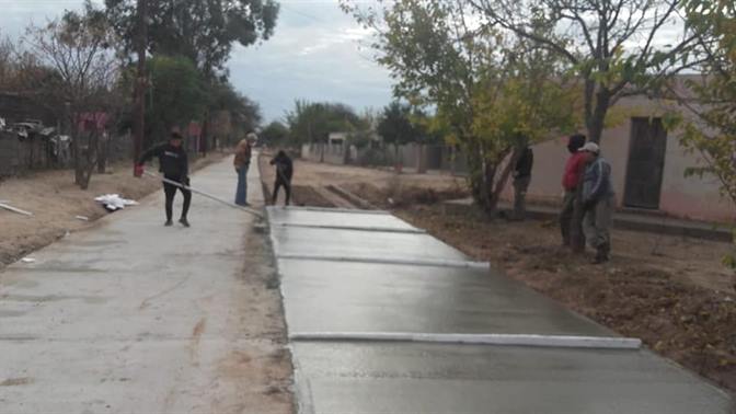 San Pedro concluye la pavimentación en uno de los barrios más humildes de la ciudad San Pedro concluye la pavimentación en uno de los barrios más humildes de la ciudad