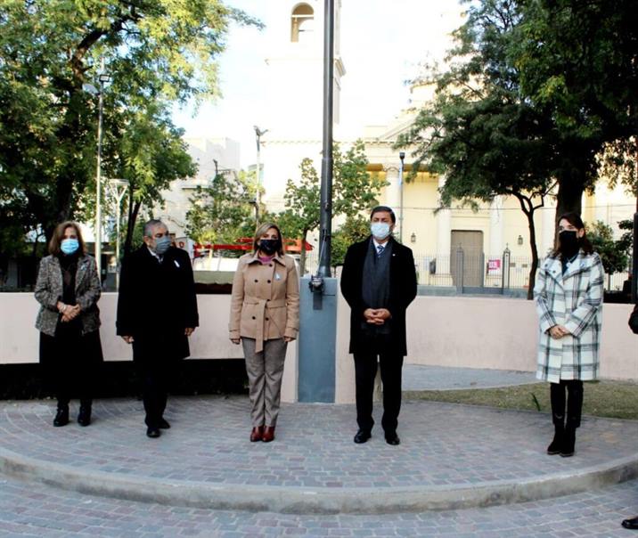 Honraron a Belgrano y la Bandera en plaza Libertad